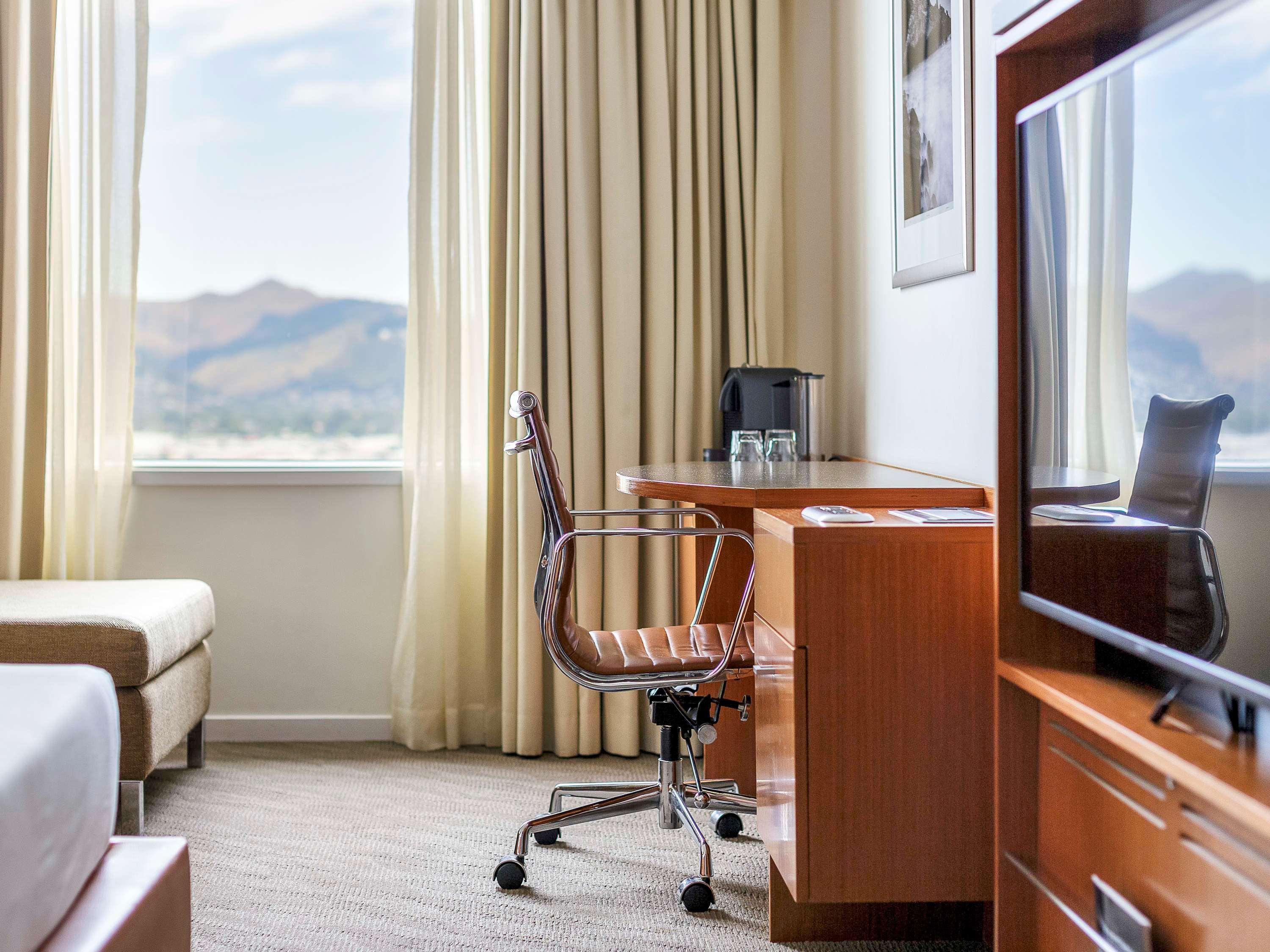 Novotel Christchurch Cathedral Square Экстерьер фото